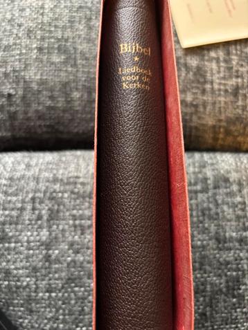 LEREN ZAKBIJBEL NBG met LIEDBOEK MET RITS IN KOKER (FOTO'S) beschikbaar voor biedingen