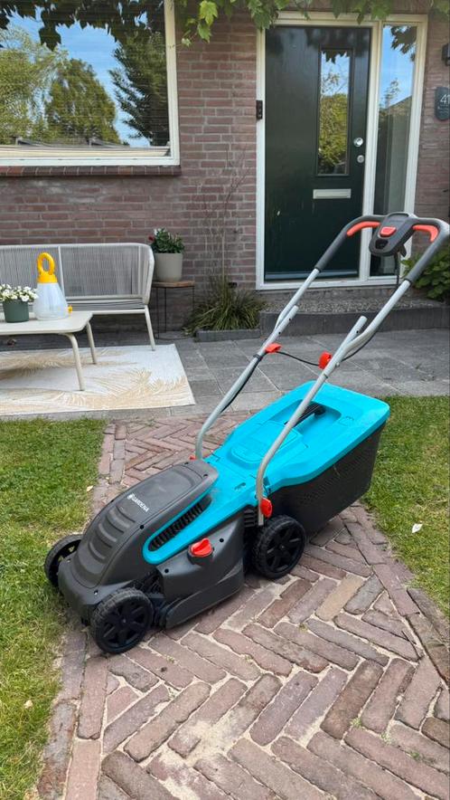 Gardena powermax 1200 grasmaaier, Tuin en Terras, Grasmaaiers, Zo goed als nieuw, Elektrische grasmaaier, Cirkelmaaier, Opvangbak