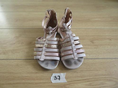 Roze sandaaltjes maat 37, Kleding | Dames, Schoenen, Gedragen, Sandalen of Muiltjes, Roze, Ophalen of Verzenden