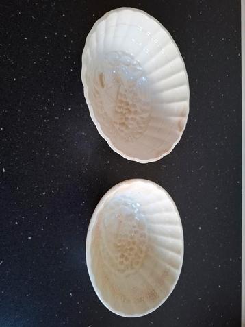 Vintage Puddingvormen - Set van 2 beschikbaar voor biedingen