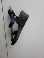 Teva sandalen zwart met hak maat 38, Sandalen of Muiltjes, Ophalen of Verzenden, Zo goed als nieuw, Zwart