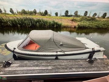 Retro sloep maxima 600 met electro motor vaarklaar buiskap beschikbaar voor biedingen