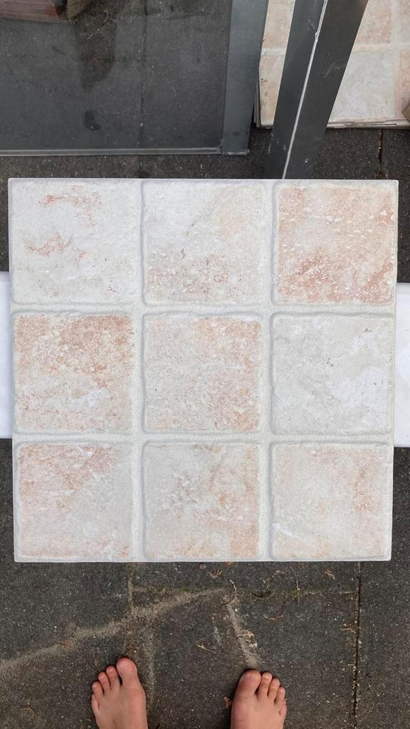 Badkamertegels 33x33 vloer of wand, Doe-het-zelf en Verbouw, Tegels, Zo goed als nieuw, Vloertegels, Keramiek, Minder dan 5 m²