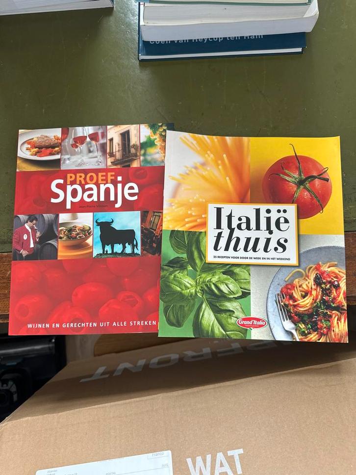 Kookboeken: Spanje & Italië, Boeken, Kookboeken, Gelezen, Hoofdgerechten, Spanje, Ophalen of Verzenden