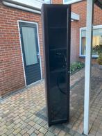 Hoge kast met glazen deur - direct op te halen!, Huis en Inrichting, Kasten | Boekenkasten, Minder dan 50 cm, Ophalen of Verzenden