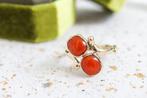 Vintage Gouden Bloedkoraal Ring Met Sluiting, 18 tot 19, Gebruikt, Ophalen of Verzenden, Met edelsteen