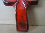 Aardewerk kruisbeeld Art deco stijl kruis wandkruis 12cm, Ophalen of Verzenden, Zo goed als nieuw, Overige typen, Christendom | Katholiek