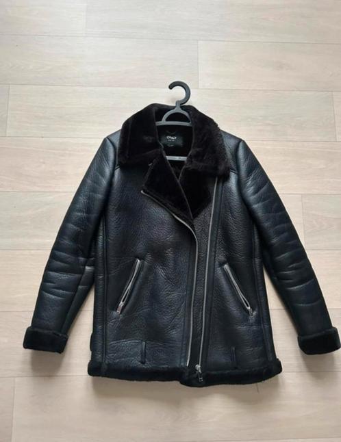 Winterjas, Kleding | Dames, Jassen | Winter, Zo goed als nieuw, Maat 36 (S), Zwart, Ophalen of Verzenden