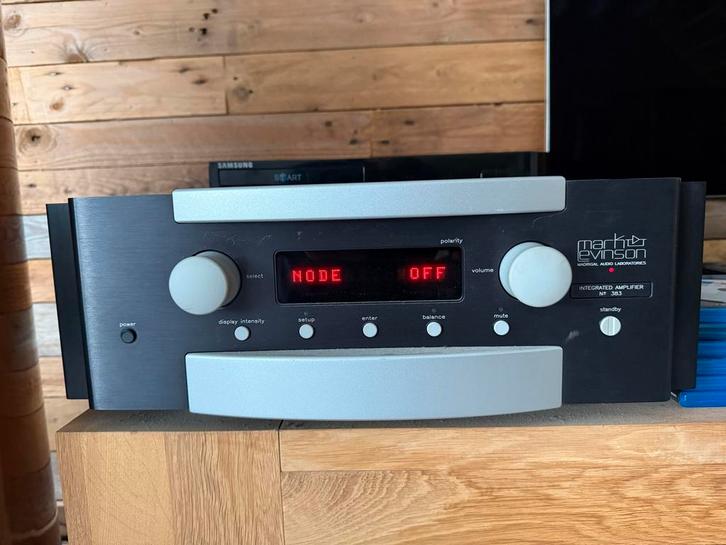Mark Levinson 383 versterker in topstaat!, Audio, Tv en Foto, Versterkers en Receivers, Zo goed als nieuw, Stereo, 120 watt of meer