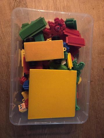 Nopper Blokken - Vintage Speelgoed beschikbaar voor biedingen