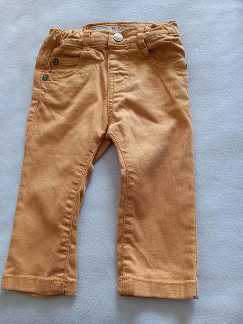 15 stuks jeans  body vest trui jurk mt 74 80 86 92, Kinderen en Baby's, Babykleding | Baby-kledingpakketten, Zo goed als nieuw