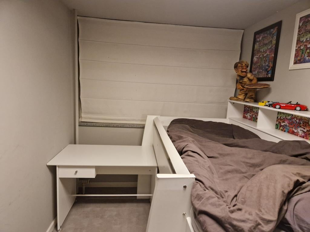 Half Hoogslaper met Bureau en Matras, Ophalen, Zo goed als nieuw, Hoogslaper