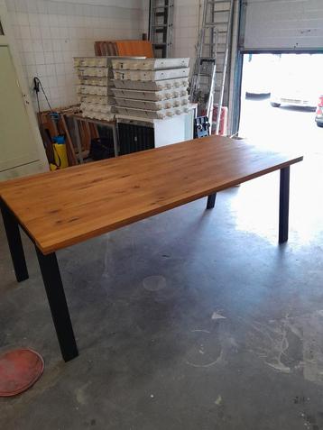 Mango houten eettafel. beschikbaar voor biedingen