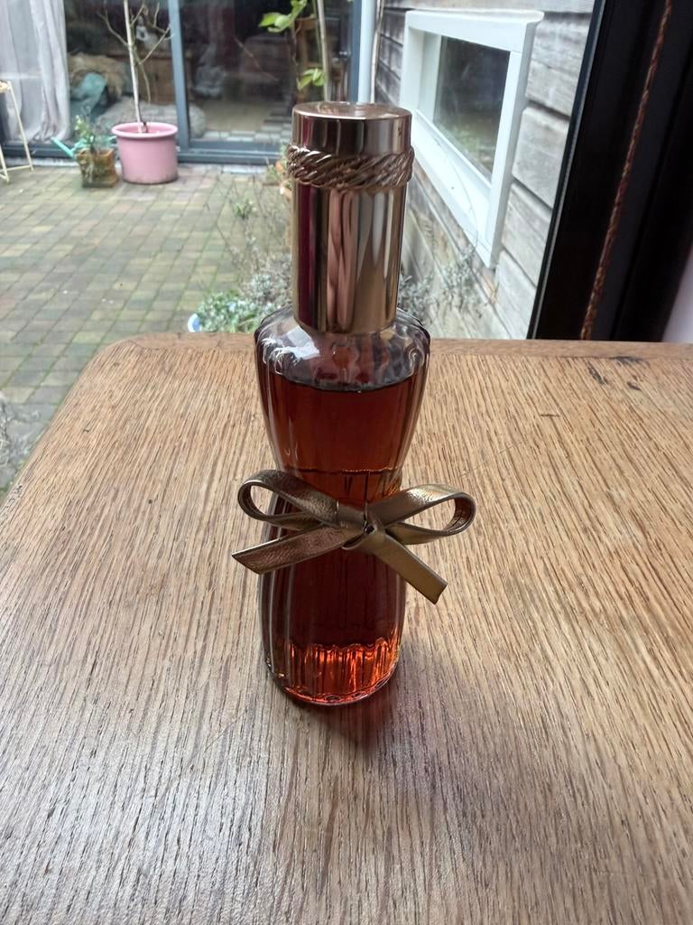 Estee lauder parfum youth dew eau de parfum 67 ml, Ophalen of Verzenden, Zo goed als nieuw, Parfumfles