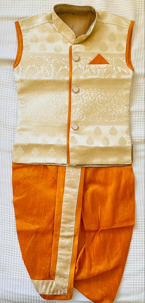 2-delig Indiase kinderkleding : Orange+beige, Kinderen en Baby's, Carnavalskleding en Verkleedspullen, Nieuw, Jongen, 104 of kleiner