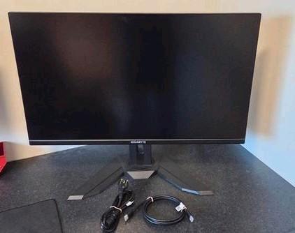 Gigabyte M32Q monitor, 32 inch met KVM functie en usb-c, Computers en Software, Monitoren, Zo goed als nieuw, 151 t/m 200 Hz, DisplayPort