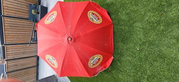 Parasol Amstel bier beschikbaar voor biedingen
