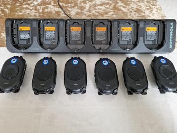Set van 6 st. Motorola mini storno walkie talkies + laadblok beschikbaar voor biedingen