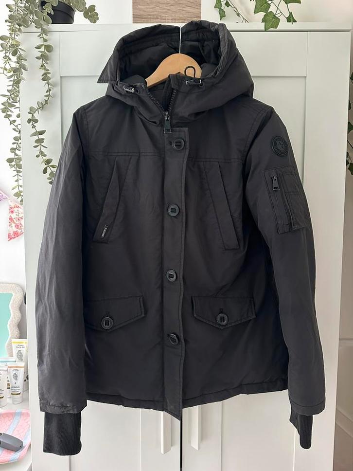 Airforce zwarte winterjas - parka - M, Kleding | Dames, Jassen | Winter, Zo goed als nieuw, Maat 38/40 (M), Zwart, Ophalen of Verzenden