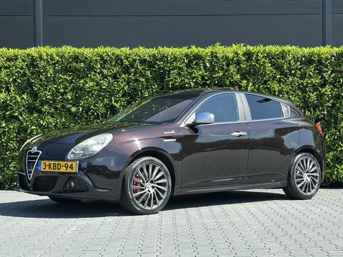 Alfa Romeo Giulietta 1.4 T Business Executive NL AUTO, NAP L, Auto's, Alfa Romeo, Bedrijf, Te koop, Giulietta, ABS, Airbags, Airconditioning