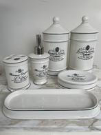 Leuk badkamerset met zeeppompje tandenborstelhouder enz…, Huis en Inrichting, Badkamer | Badtextiel en Accessoires, Ophalen of Verzenden