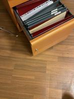 ladenkastje bureau, Ophalen, Met wielen, Zo goed als nieuw, Bureau
