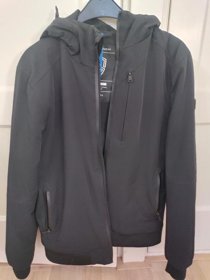 Stangata tussen/winterjas zwart (maat S), Kleding | Heren, Jassen | Winter, Gedragen, Maat 46 (S) of kleiner, Zwart, Ophalen of Verzenden