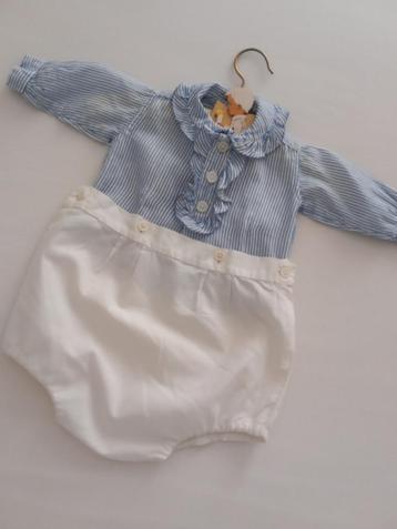 schattig oud antiek baby pakje 2 delig. beschikbaar voor biedingen