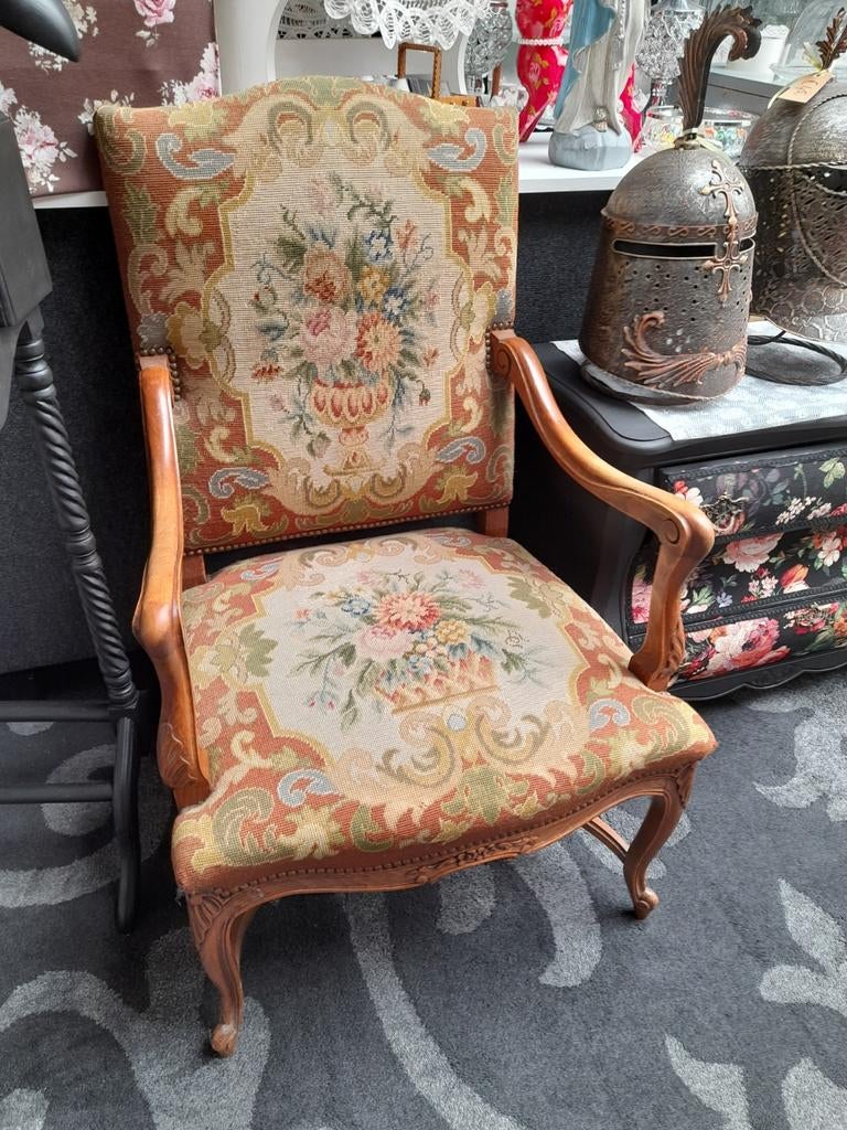 Nr 3 antieke fauteuile geborduurd, Ophalen of Verzenden