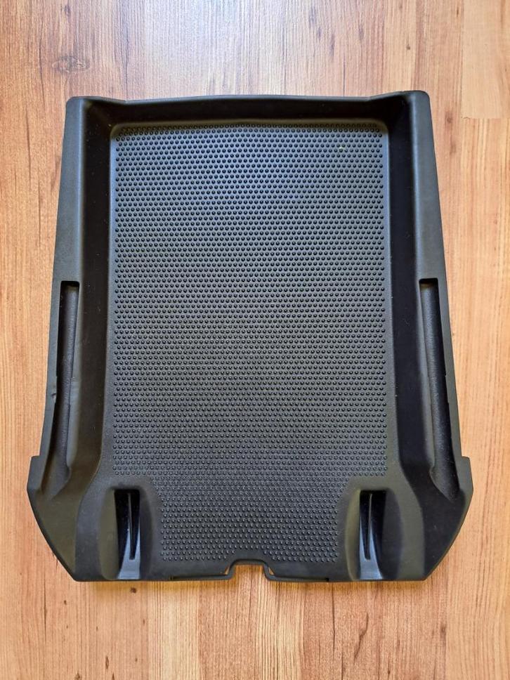 Volvo V50 rubberen mat voor handschoenenkastje, Auto diversen, Auto-accessoires, Zo goed als nieuw, Ophalen of Verzenden
