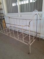 Antiek bed op wieltjes, Antiek en Kunst, Ophalen