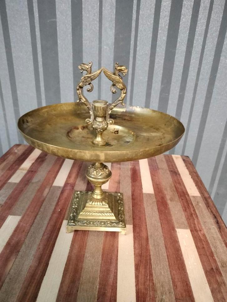 Antieke geel koperen Tazza met Draken, Antiek en Kunst, Antiek | Koper en Brons, Ophalen of Verzenden