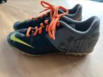 Nike voetbalschoenen turfschoenen maat 36, Ophalen of Verzenden, Gebruikt, Schoenen