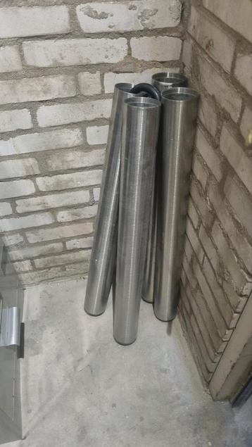 Stalen tafelpoten- Gebruikt beschikbaar voor biedingen
