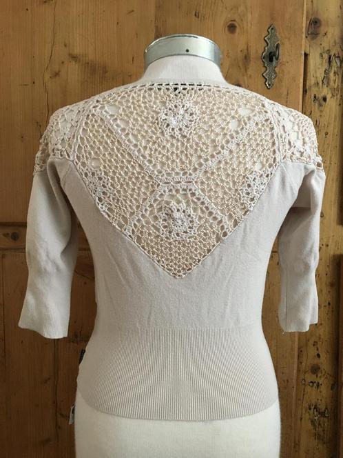 Waanzinnig mooi vestje met opengewerkt deel op rug S Watcher, Kleding | Dames, Truien en Vesten, Gedragen, Maat 36 (S), Beige