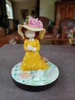 Vintage Sarah Kay Beeldje met Hoed en Bloemen, Ophalen of Verzenden