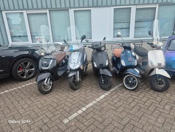 Partii lopende scooters  beschikbaar voor biedingen