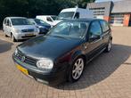 Volkswagen Golf 2.3 V5 110KW 1999 Zwart, Auto's, Voorwielaandrijving, Bedrijf, Golf, 149 pk