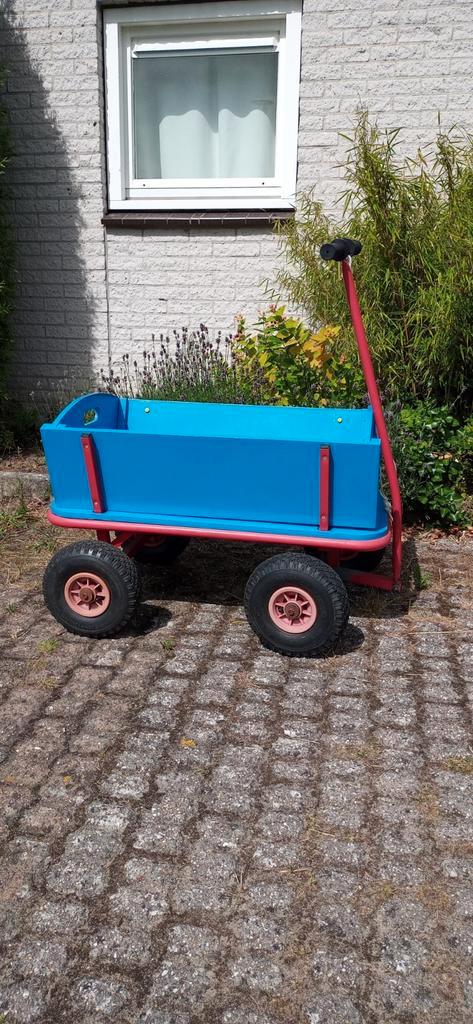 Blauw/rode bolderkar met kussentje, Caravans en Kamperen, Bolderkarren, Gebruikt, Ophalen