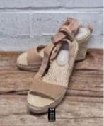 Kenneth Cole - Prachtige leren sleehakken maat 37 - Nieuw, Kleding | Dames, Schoenen, Beige, Kenneth Cole, Nieuw, X