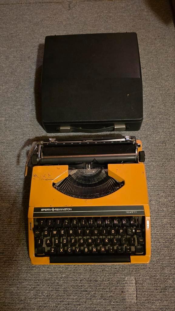 Typemachine Sperry Remington Tenfifty  , Computers en Software, Harde schijven, Gebruikt, Ophalen of Verzenden