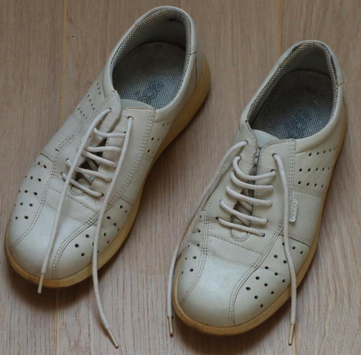 Ecco dames schoenen Maat 40 (Beige), Kleding | Dames, Schoenen, Gedragen, Sneakers of Gympen, Beige, Ophalen of Verzenden