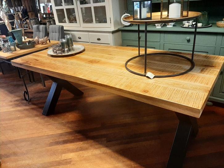 Mangohouten eettafel met X poten 200 cm, Huis en Inrichting, Tafels | Eettafels, Zo goed als nieuw, 50 tot 100 cm, 200 cm of meer