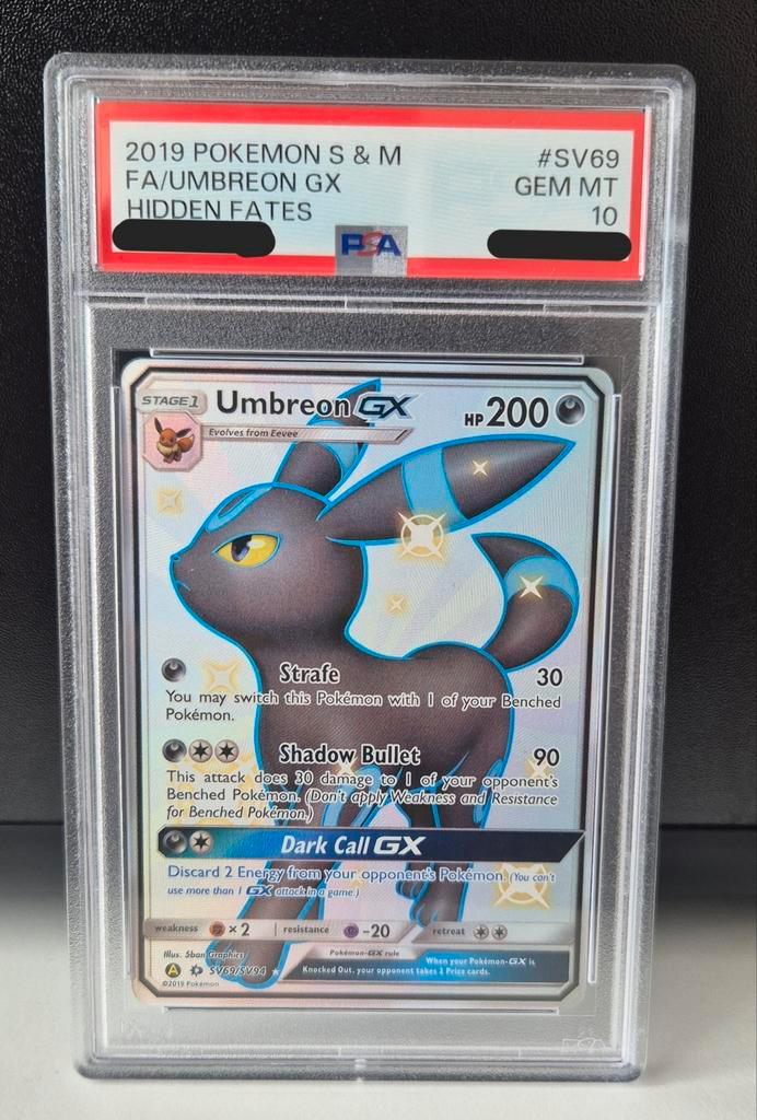 PSA 10 - Umbreon GX #SV69 (2019 Hidden Fates), Hobby en Vrije tijd, Verzamelkaartspellen | Pokémon, Zo goed als nieuw, Ophalen of Verzenden