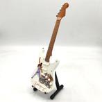 Freddie mercury wit Queen miniatuur gitaar 25cm mini guitar