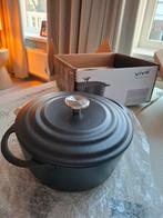 Nieuw in doos - Gietijzeren stoofpan 24 cm Villeroy & Boch, Ophalen, Nieuw, Gietijzer, Koekenpan of Braadpan