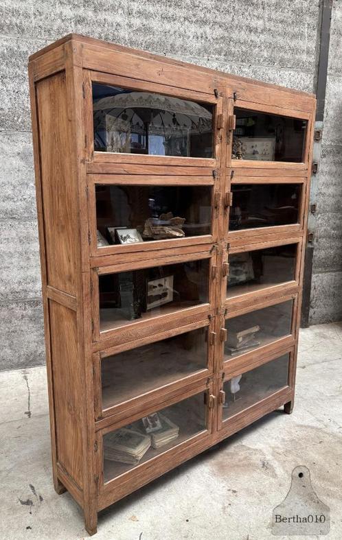 Functionele vitrinekast jaren 20, 30 hoog, smal en stijlvol, Antiek en Kunst, Curiosa en Brocante, Ophalen of Verzenden