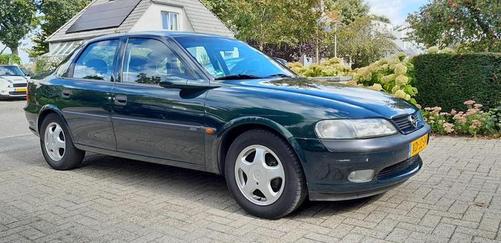 Opel Vectra-B 1.8i (Diamond uitvoering) – Bouwjaar 1998, Auto's, Opel, Particulier, Vectra, Airconditioning, Centrale vergrendeling