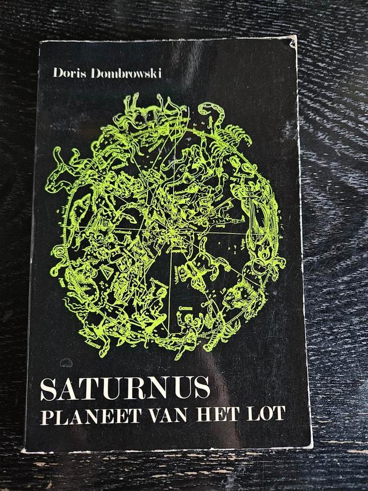 Saturnus Planeet van het Lot - Doris Dombrowski, Boeken, Esoterie en Spiritualiteit, Gelezen, Achtergrond en Informatie, Astrologie
