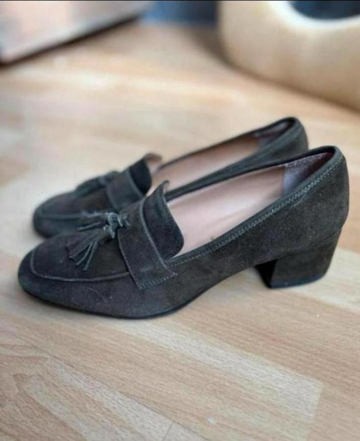 Pascucci mooie groene leren instappers met klein hakje mt 37, Kleding | Dames, Schoenen, Zo goed als nieuw, Instappers, Groen